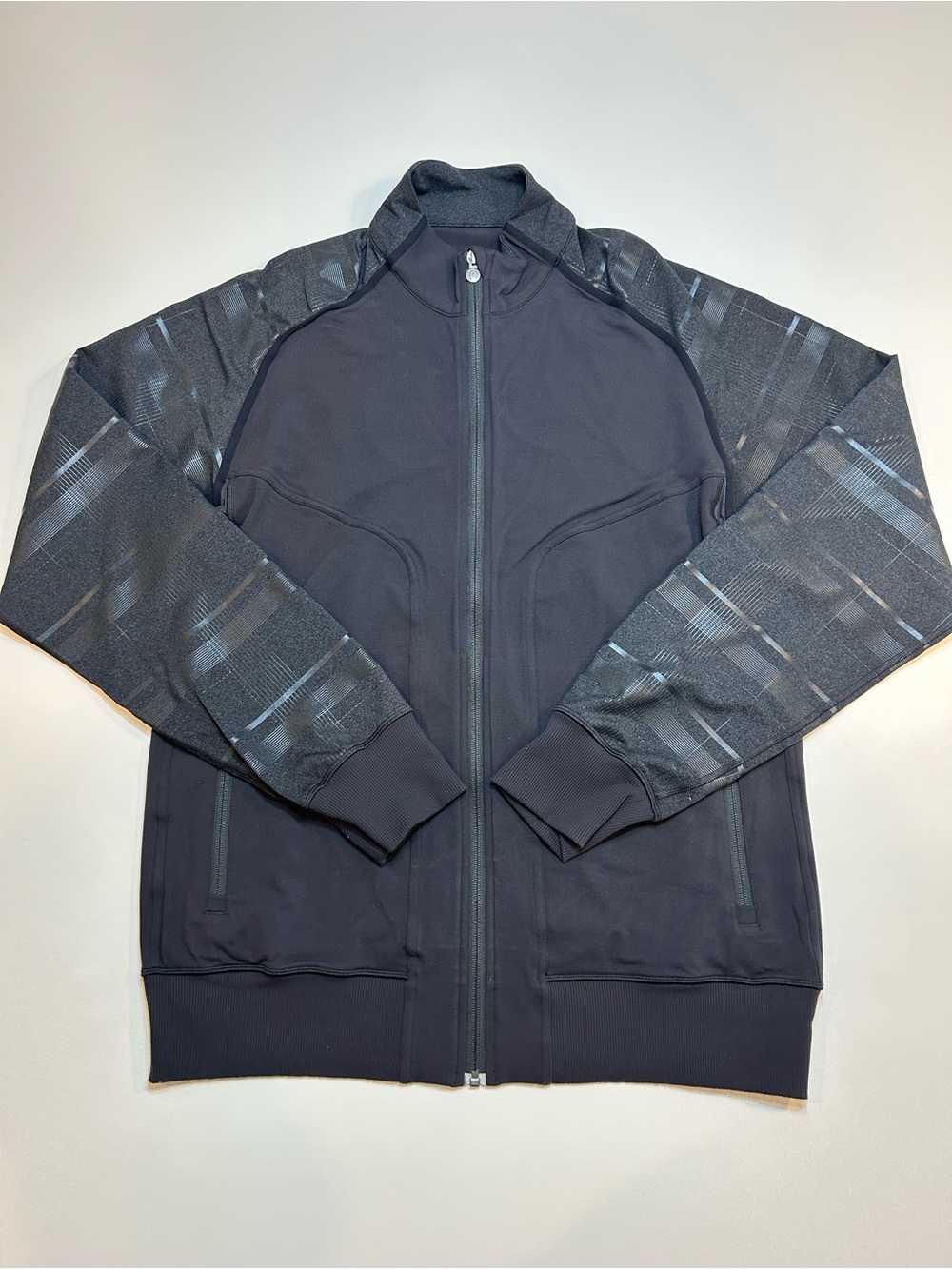 Lululemon Men's Kung Fu Full Zip Track Jacket Black Plaid Raglan Sleeves